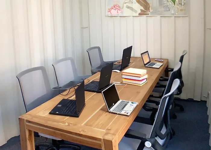 Auberge de jeunesse Awan Connection *